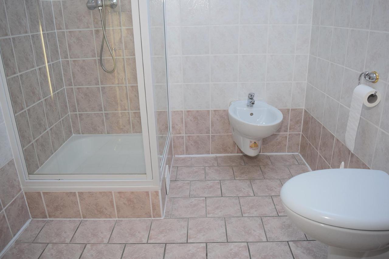 Gaestehaus Barese Bad Munder am Deister Exterior photo